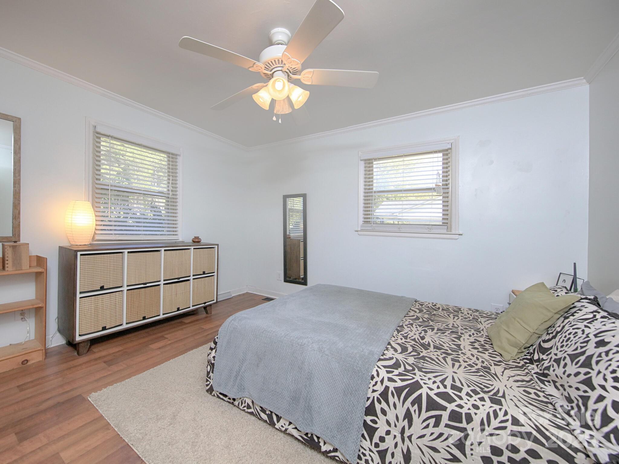 5260 NC Hwy 73 Highway