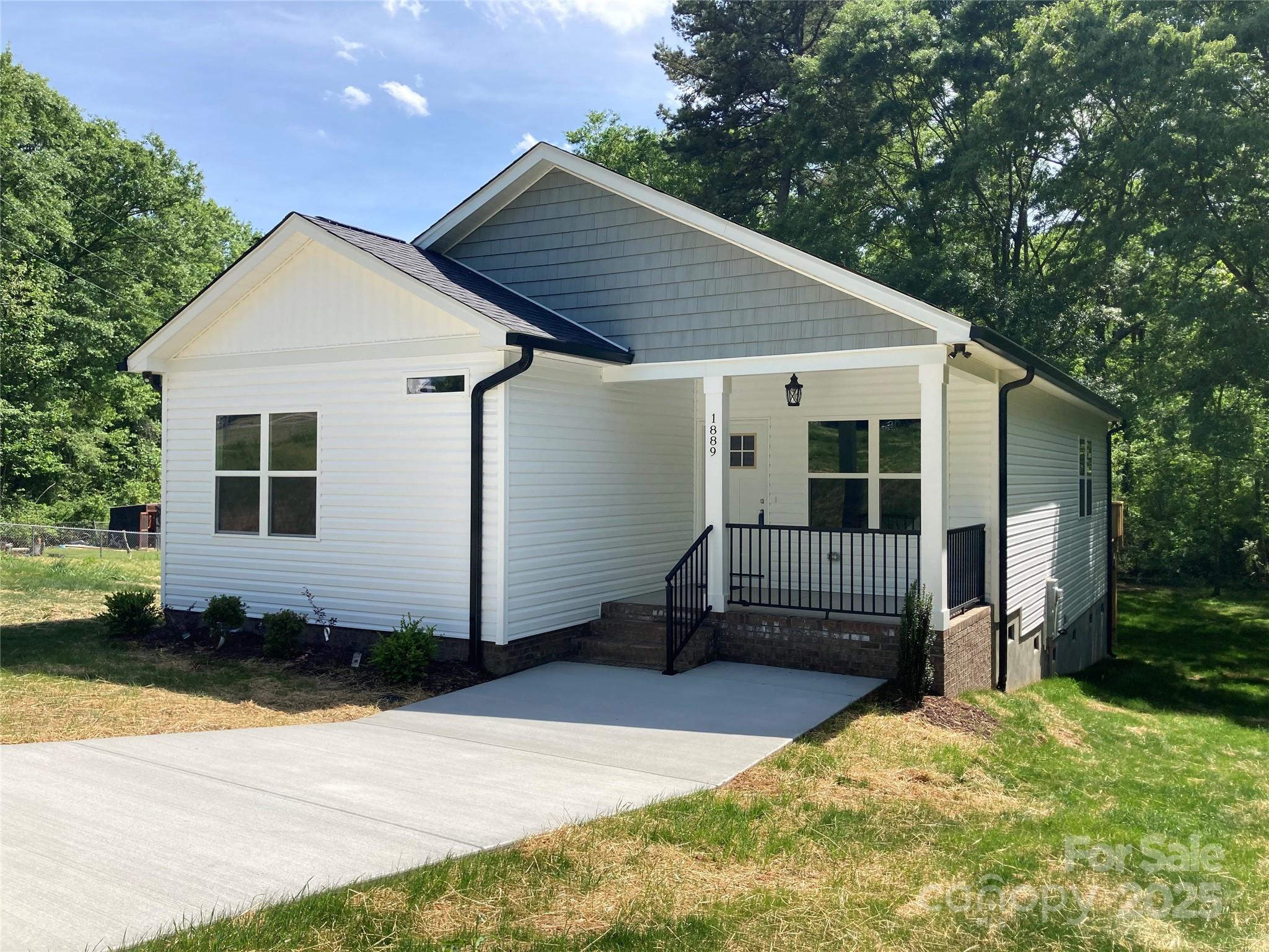 1889 Oak Hollow Road