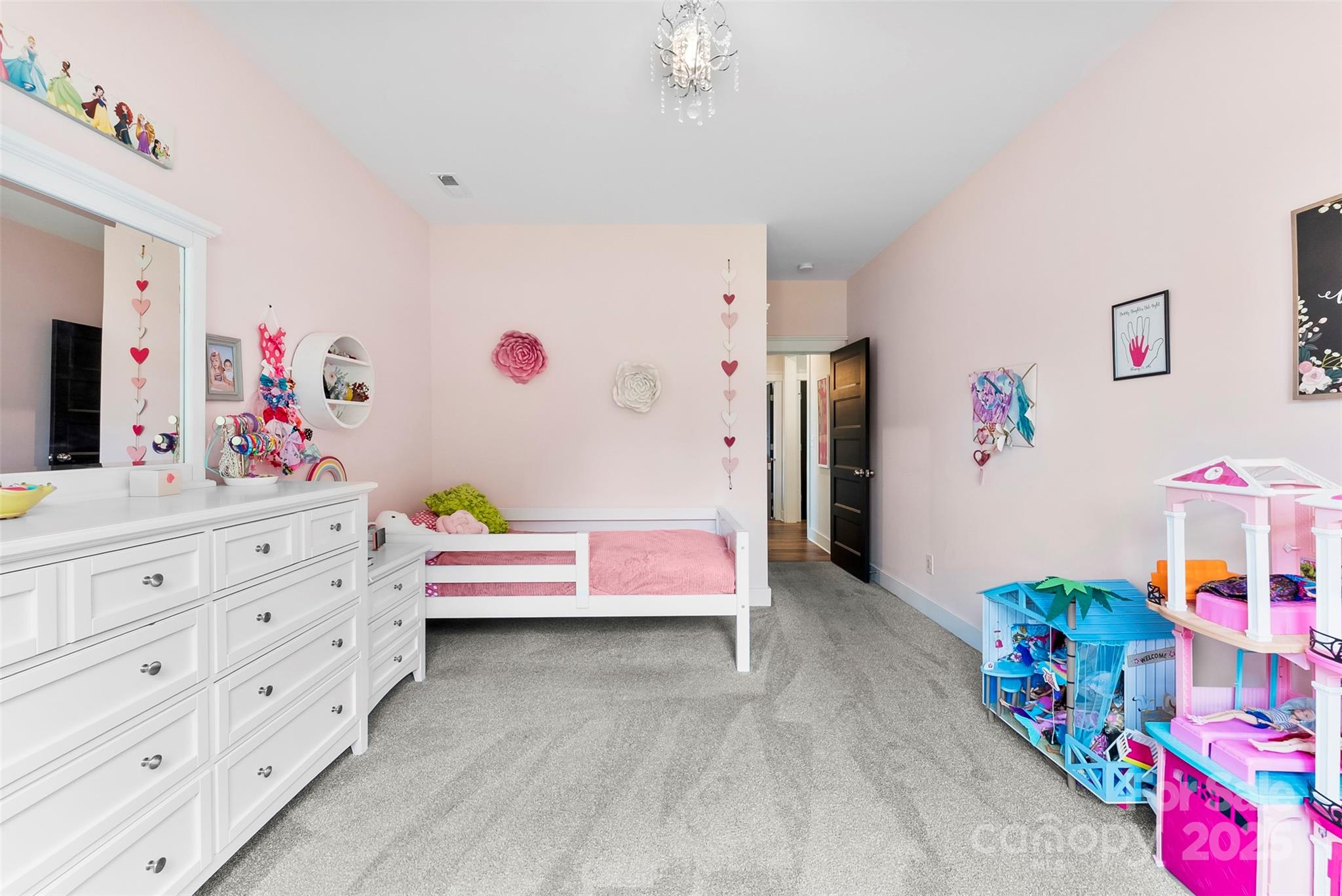 130 Candlewood Drive