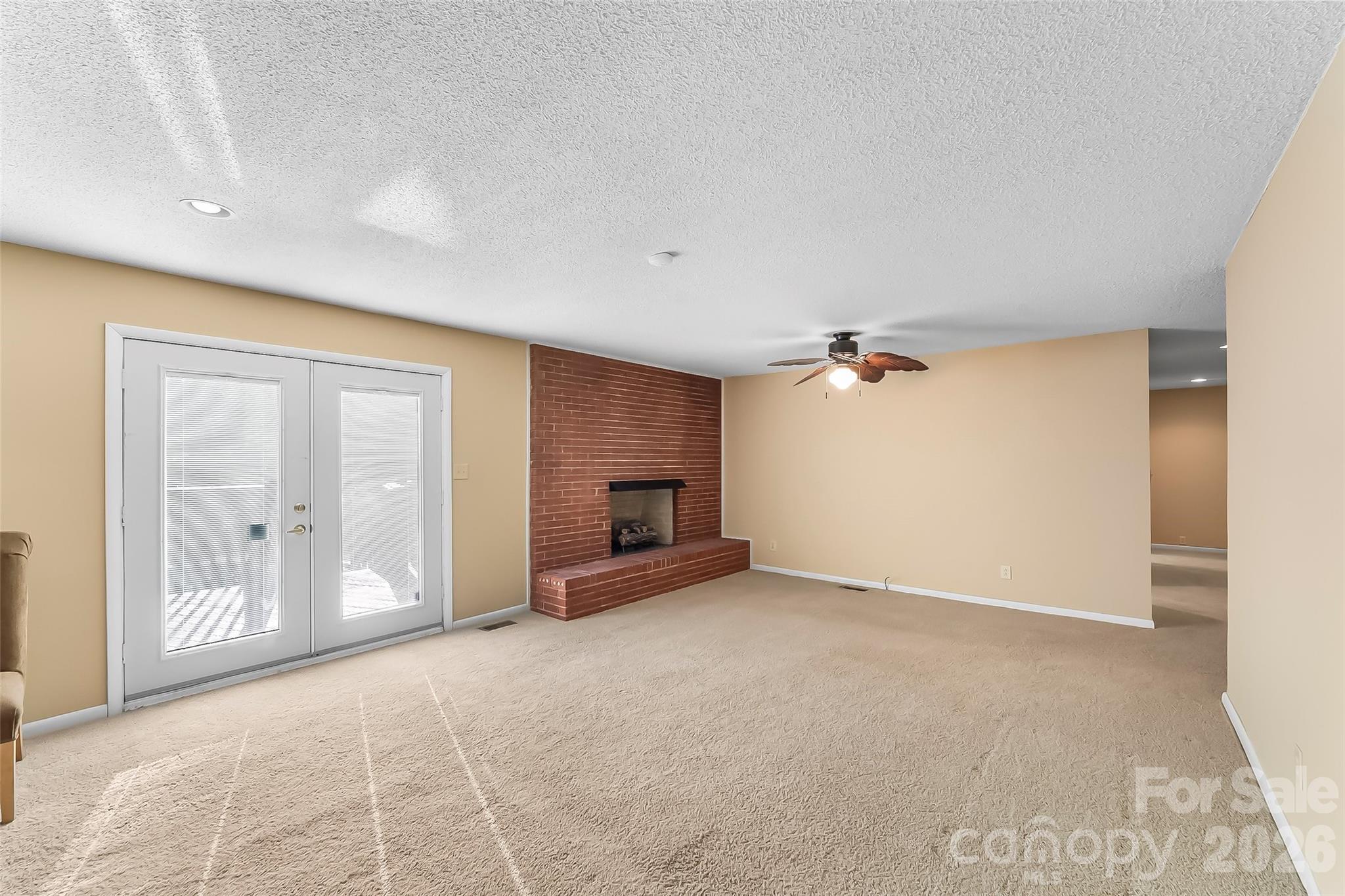 1631 Lynn Mountain Road