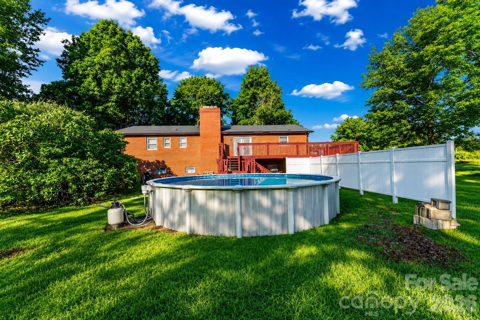1631 Lynn Mountain Road