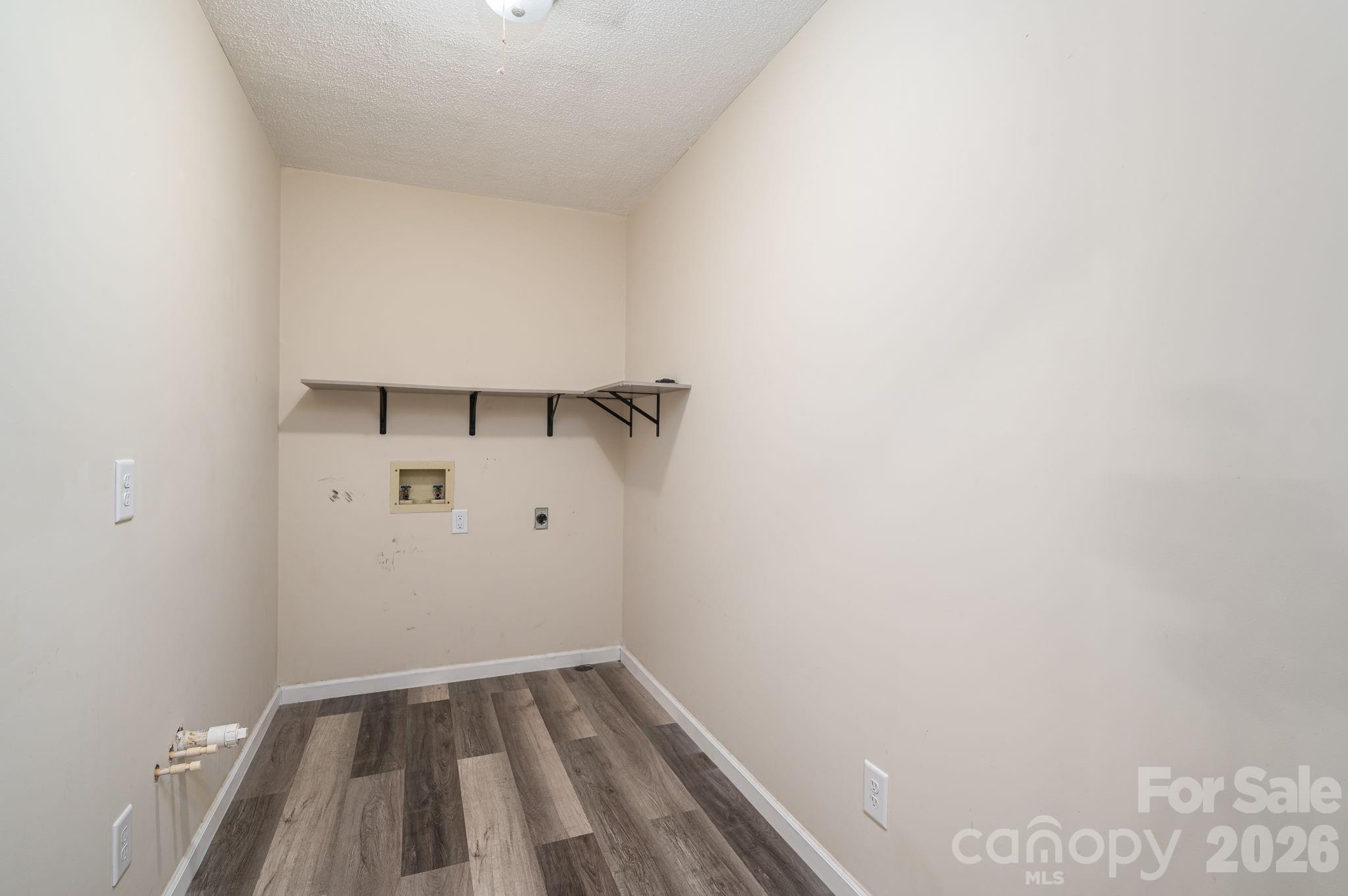 2525 Big Horn Drive