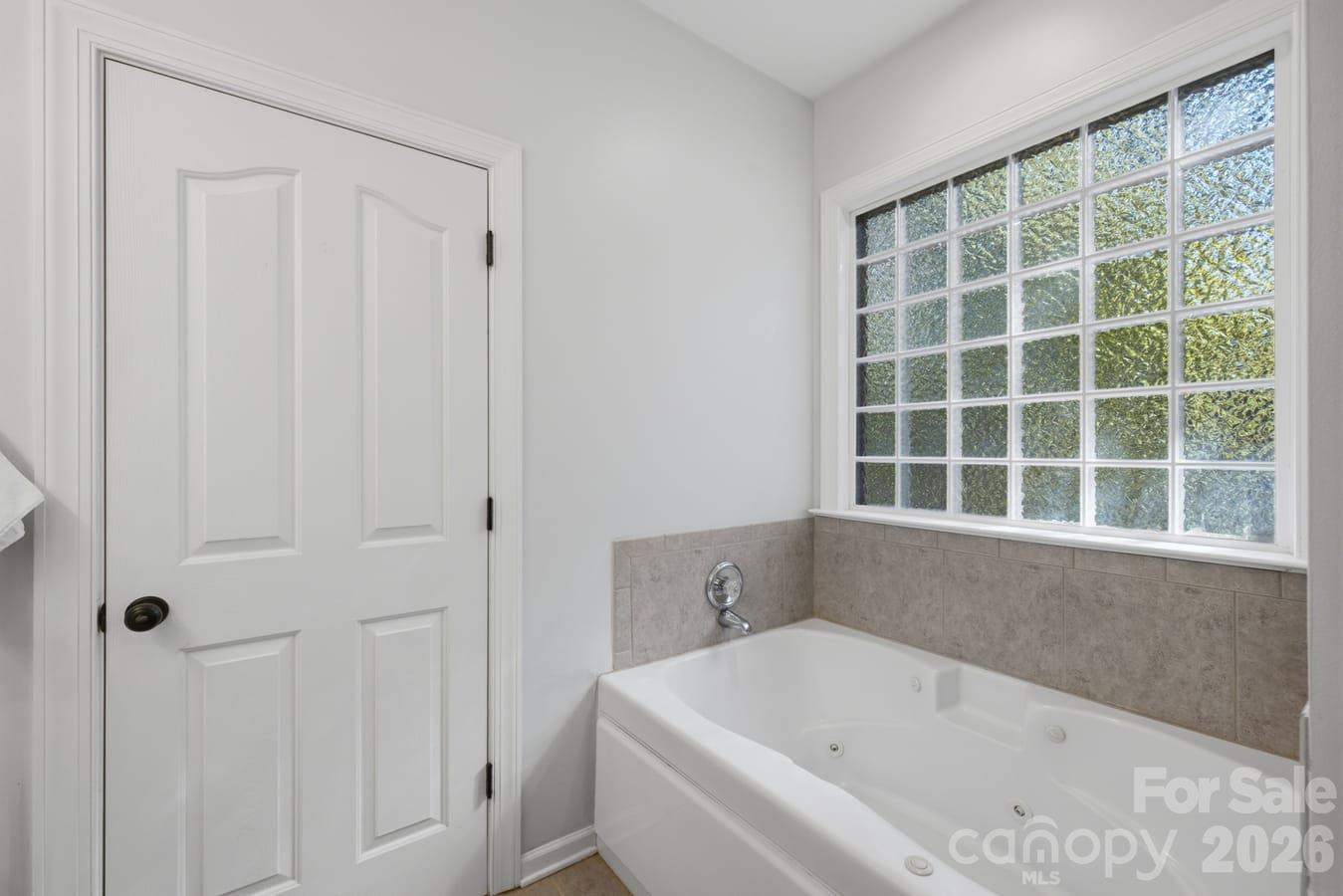 4144 Isle Of Pines Drive