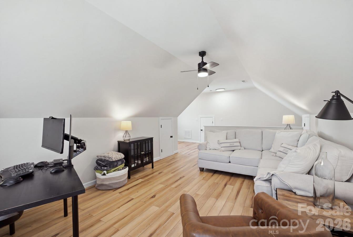 4144 Isle Of Pines Drive