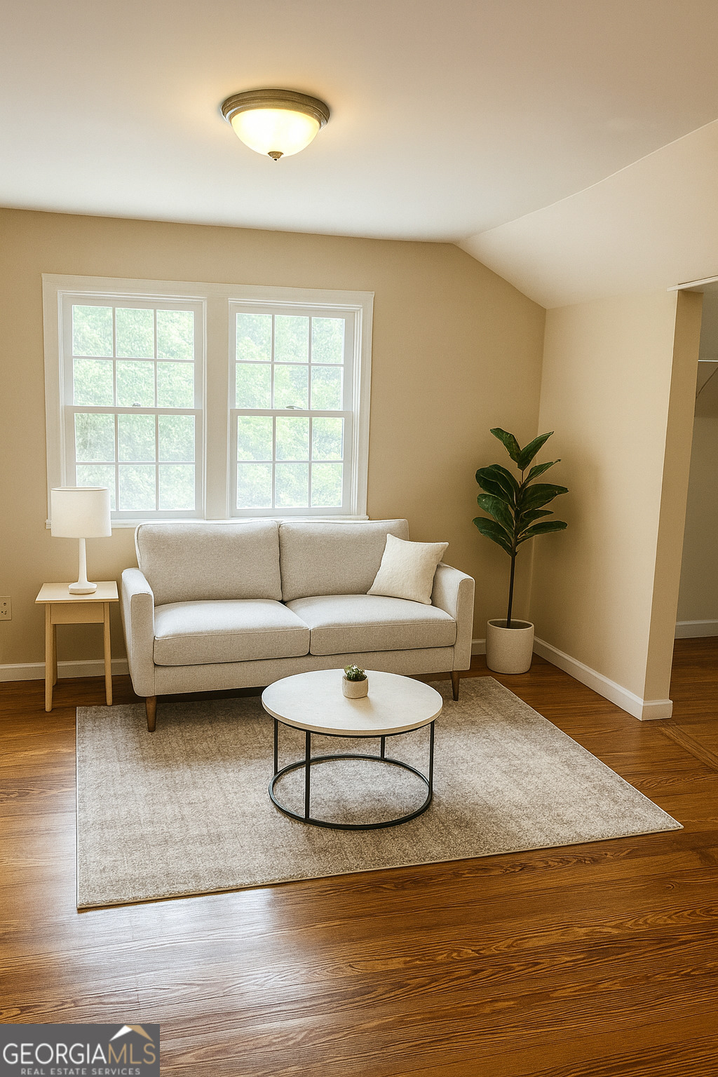 1872 Dunlap Avenue Unit: UPSTAIRS