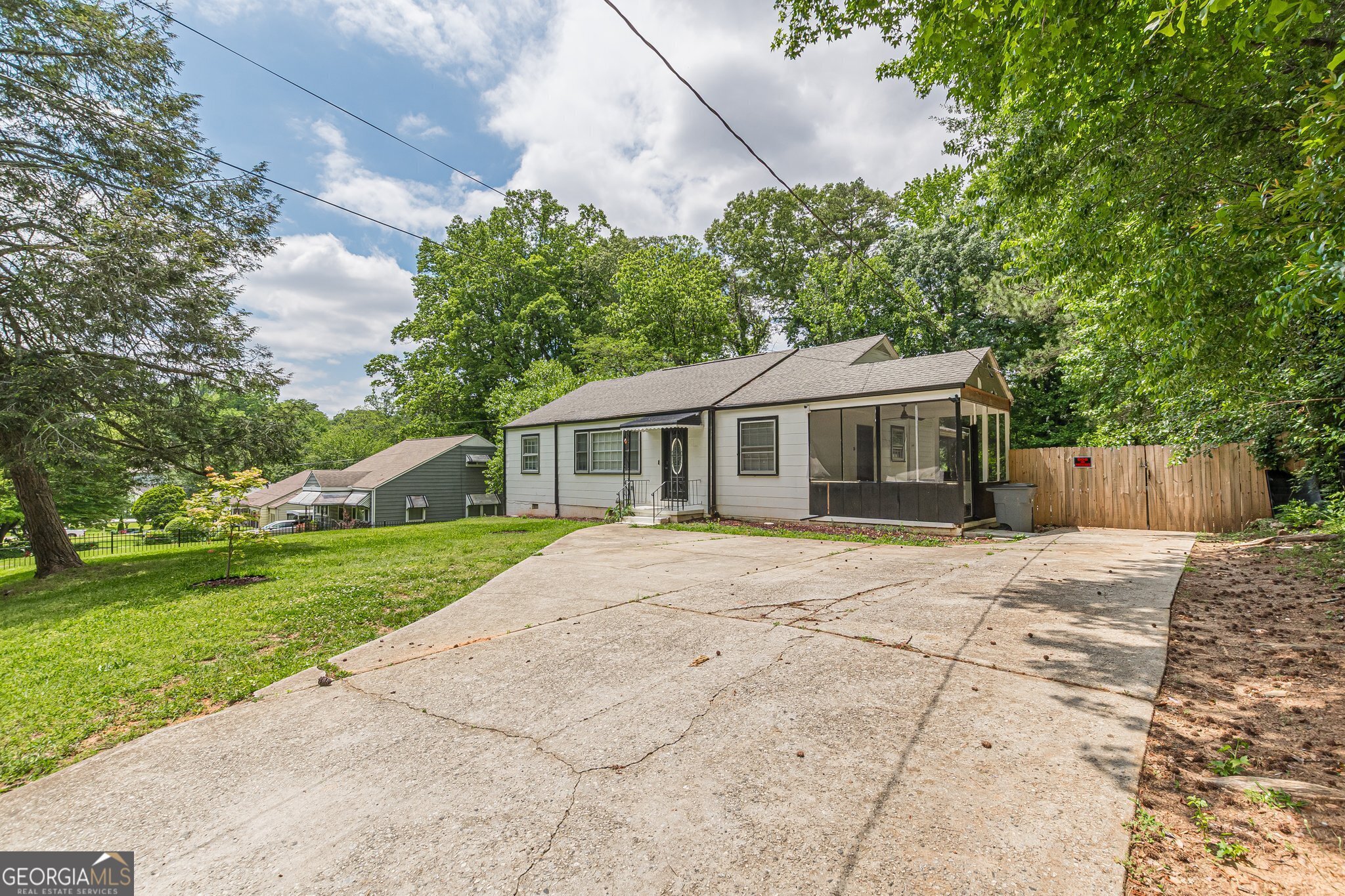 3311 Lavista Drive