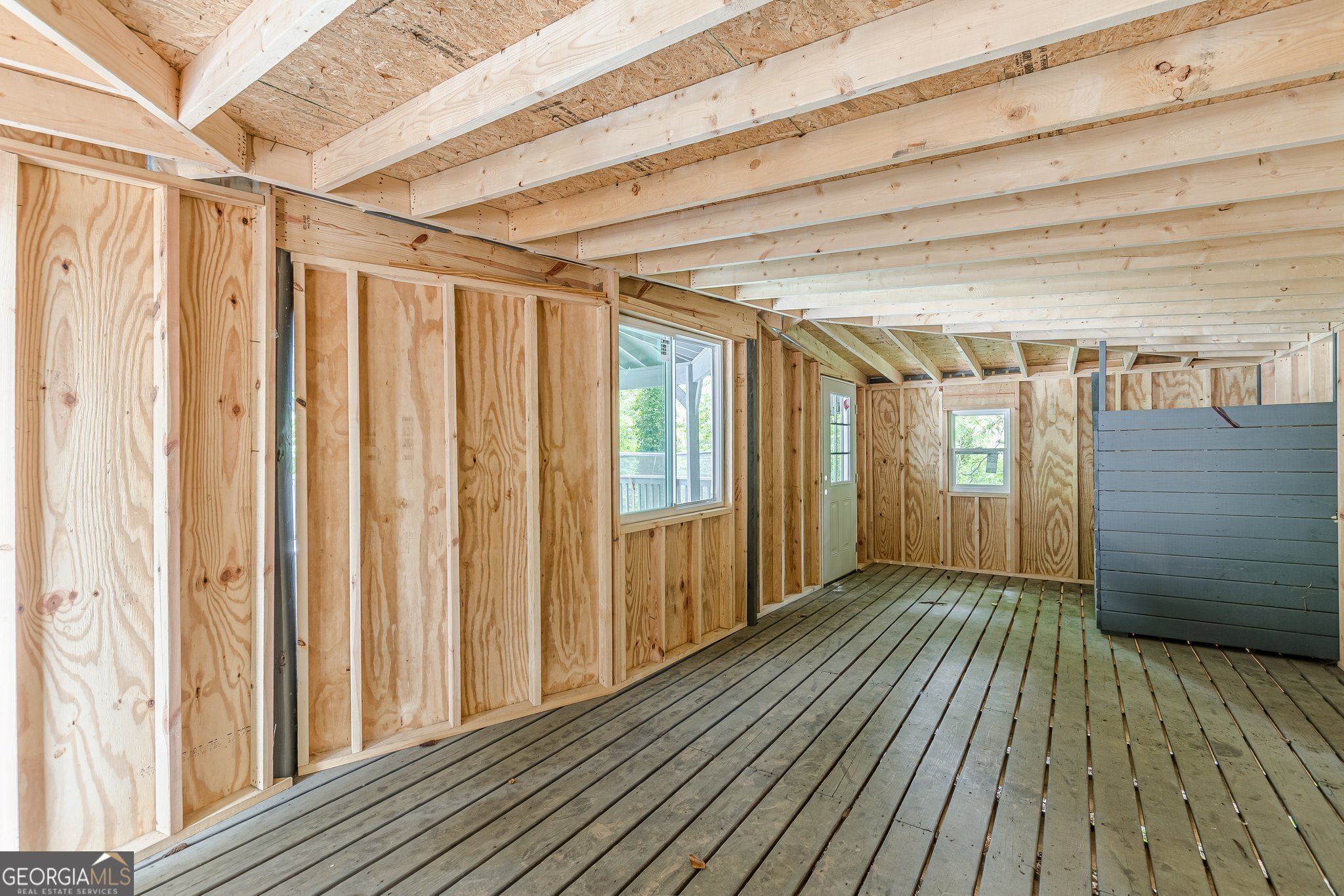 3311 Lavista Drive