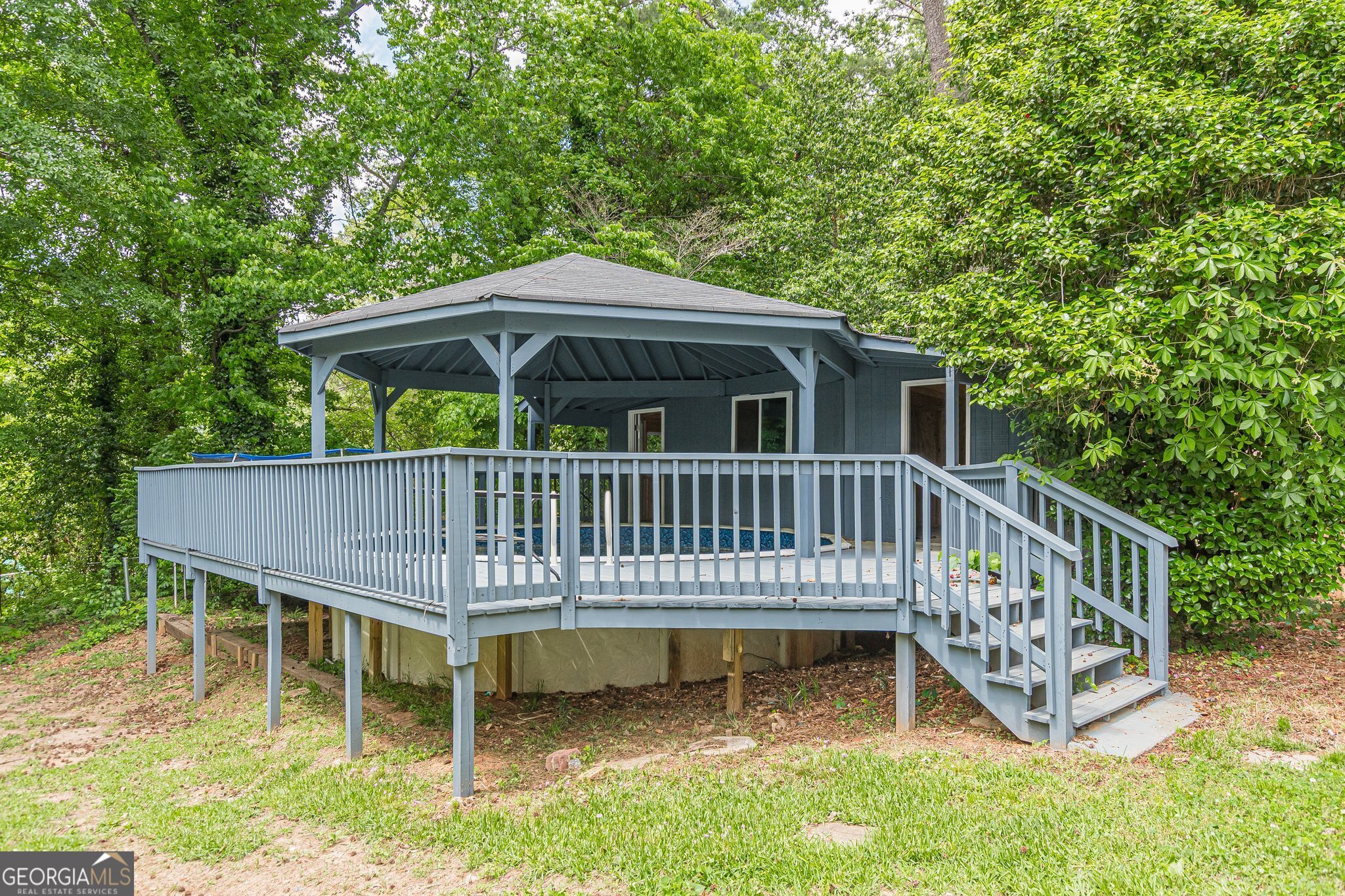 3311 Lavista Drive