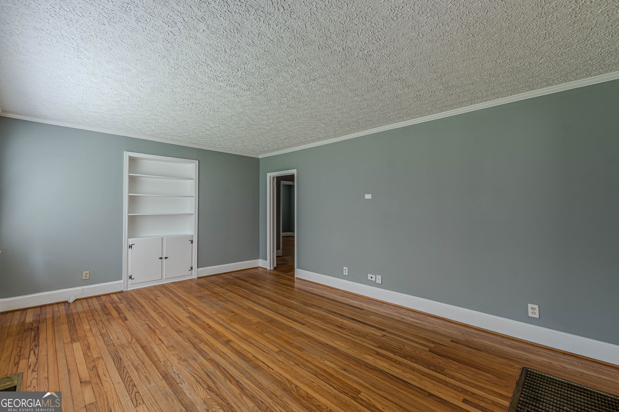 3311 Lavista Drive