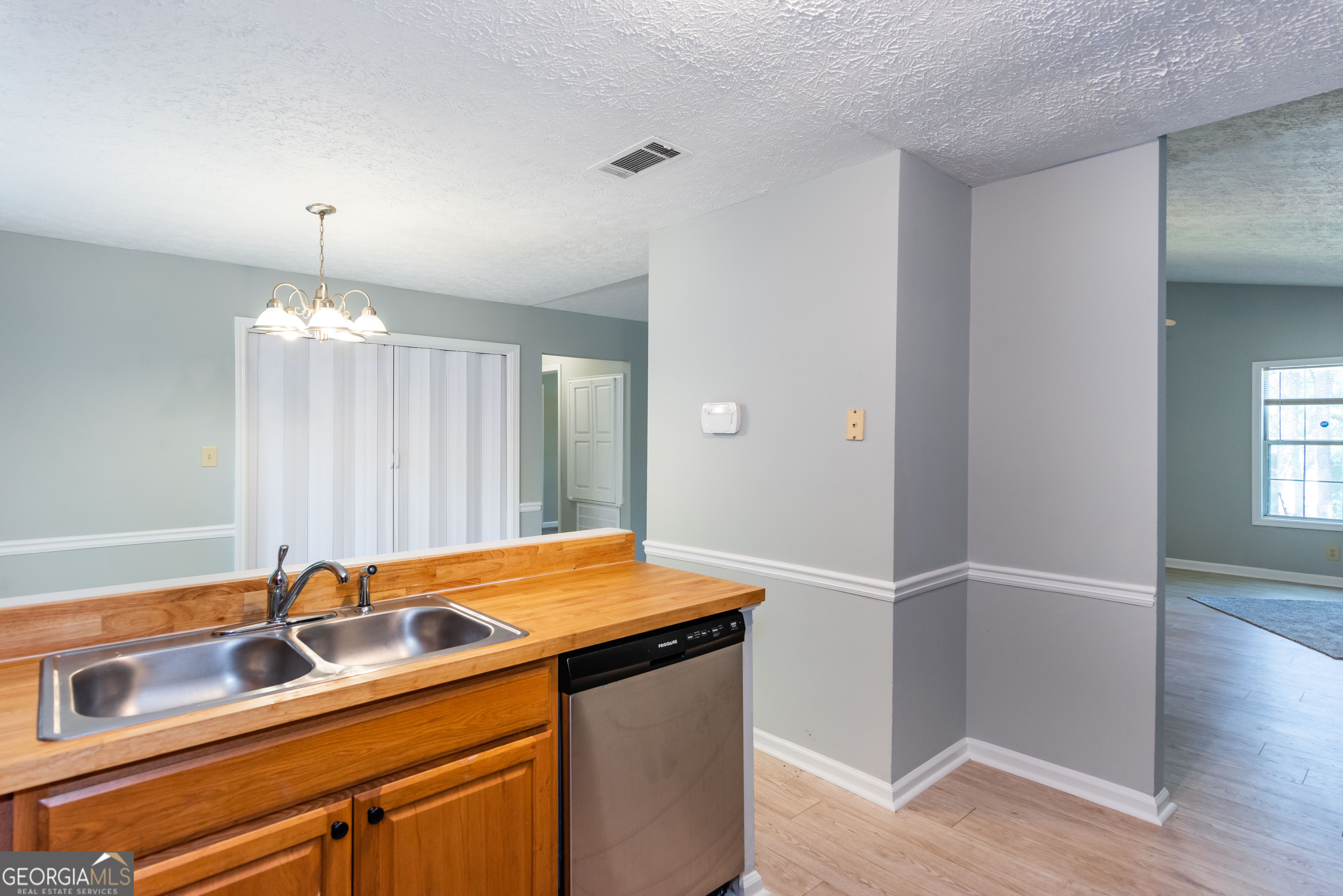 245 Fieldstone Drive
