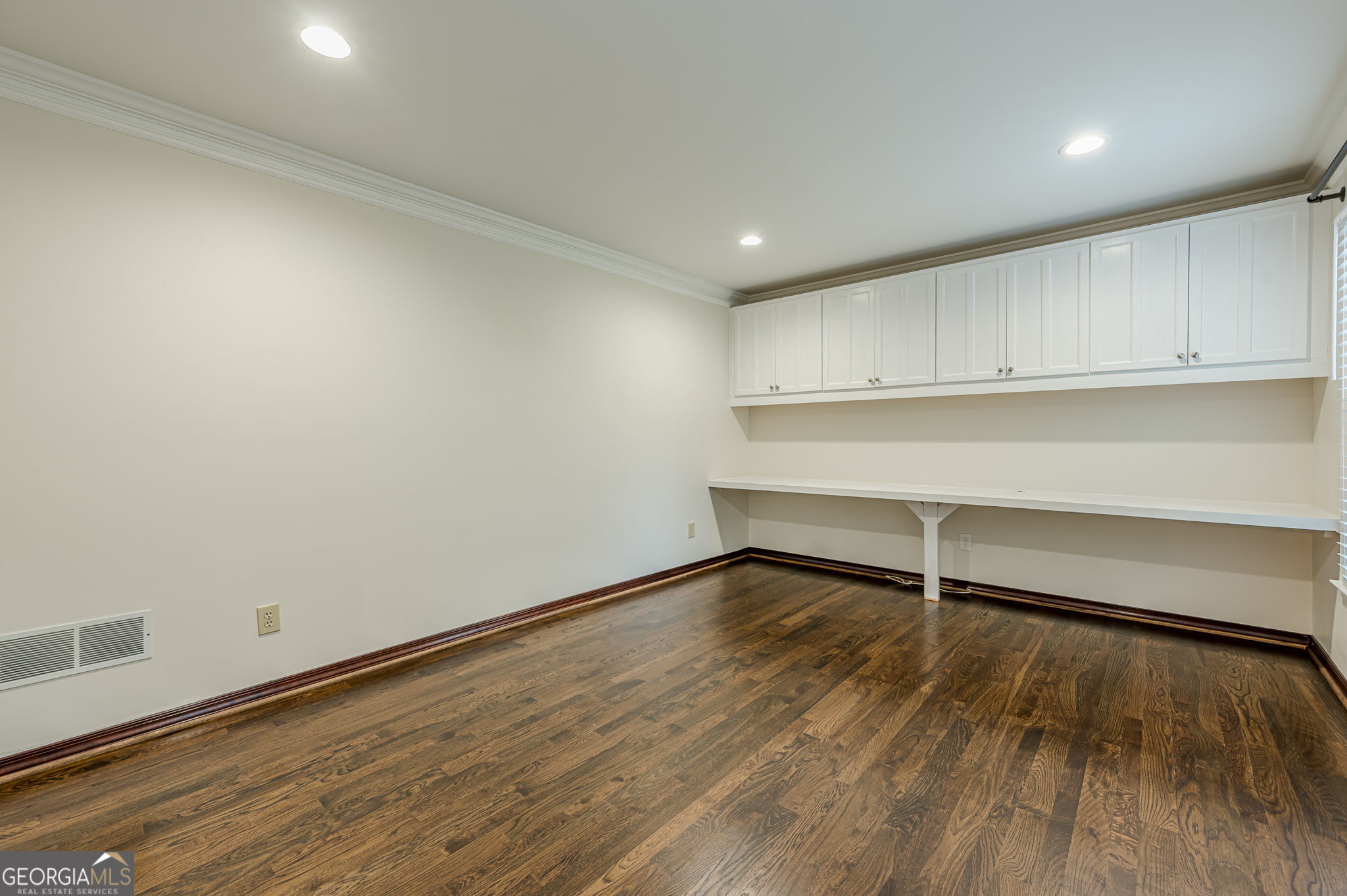 3287 Allegheny Drive