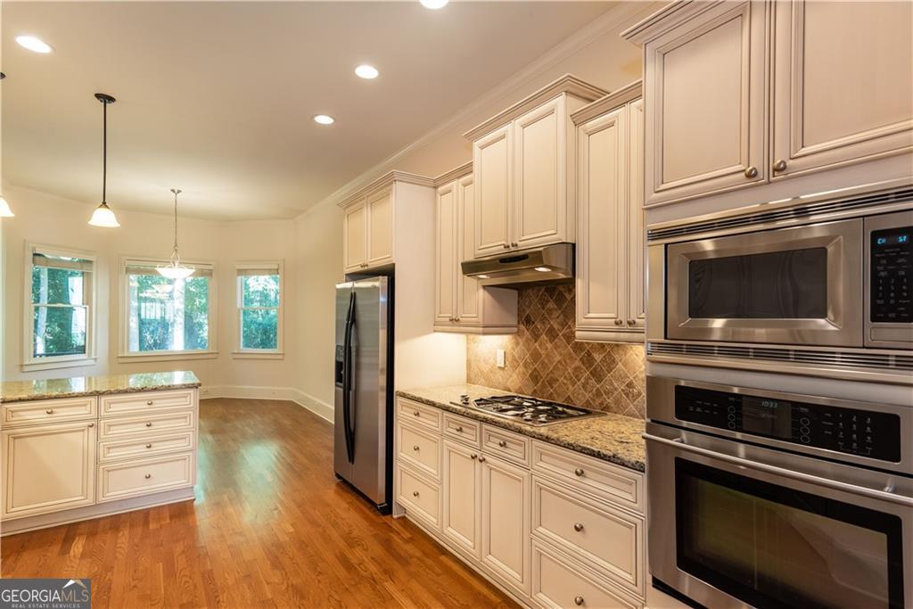 2240 Palmour Court