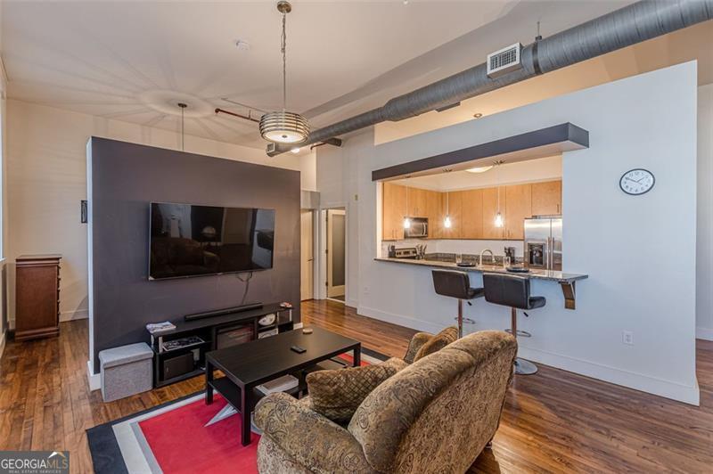 600 COLLEGE # 101, Hapeville Unit: 101