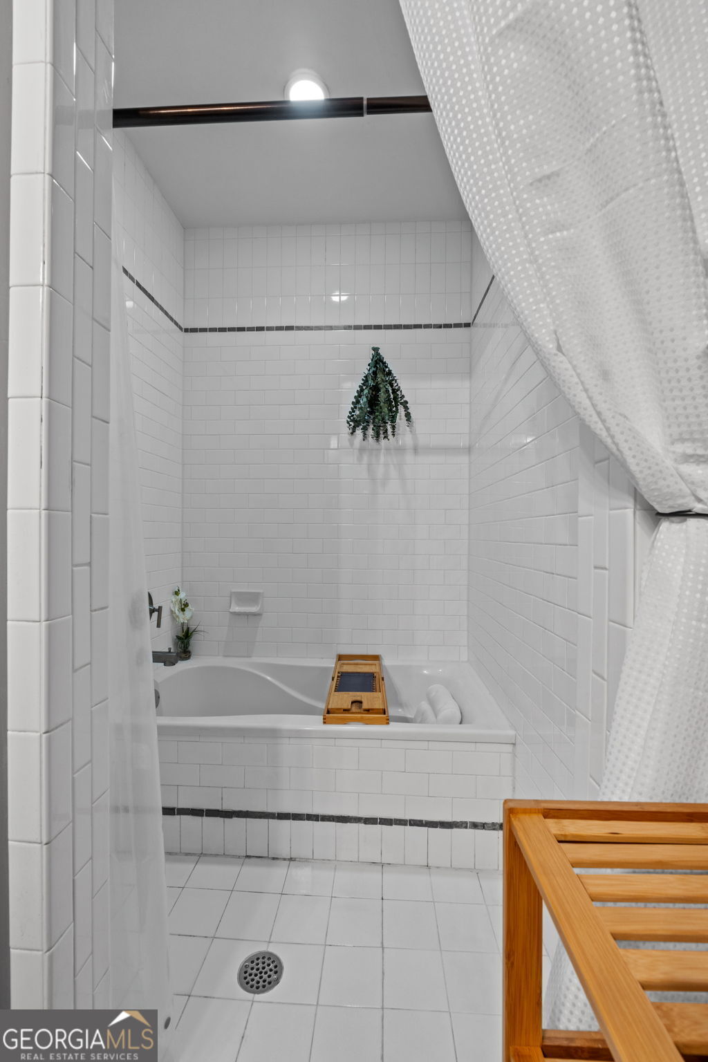 600 COLLEGE # 101, Hapeville Unit: 101