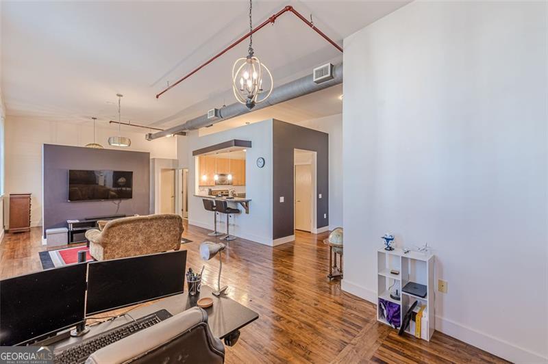 600 COLLEGE # 101, Hapeville Unit: 101