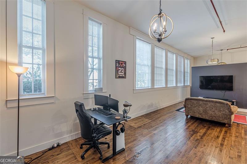 600 COLLEGE # 101, Hapeville Unit: 101