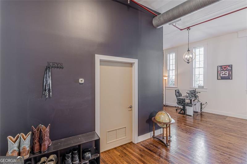 600 COLLEGE # 101, Hapeville Unit: 101