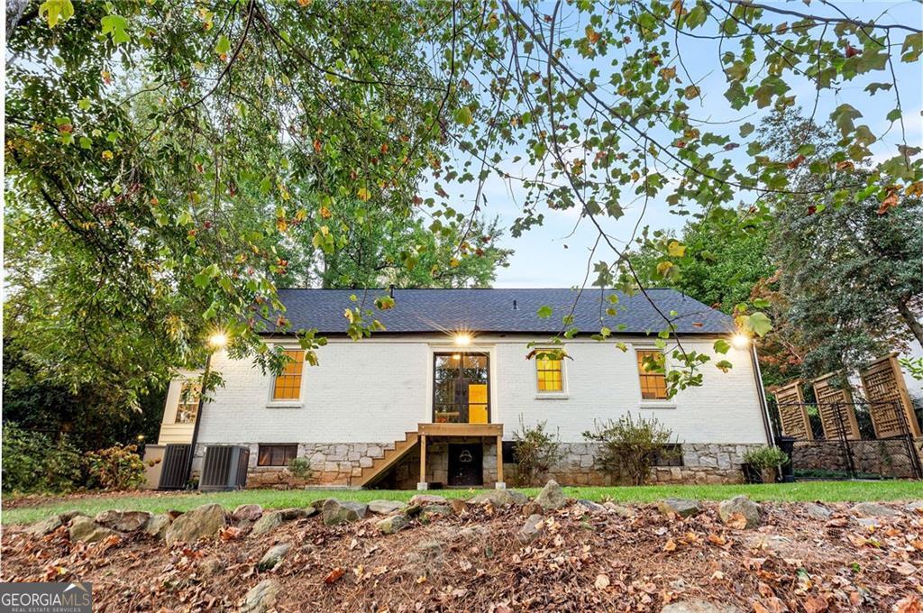 2058 Lyle Avenue, College Park