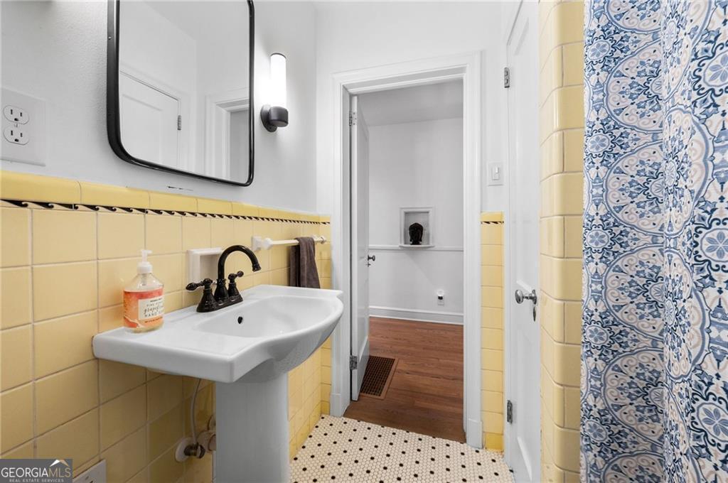 2058 Lyle Avenue, College Park