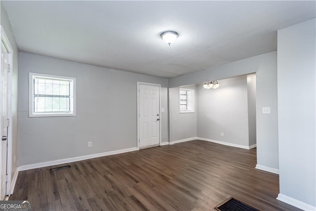 1019 Westmoor Drive NW