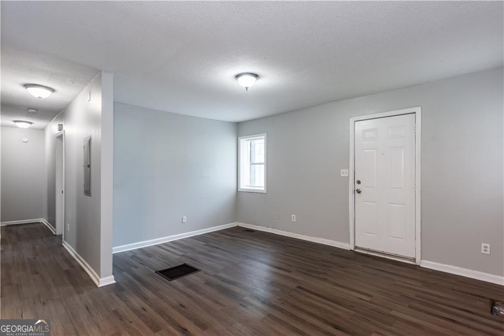 1019 Westmoor Drive NW