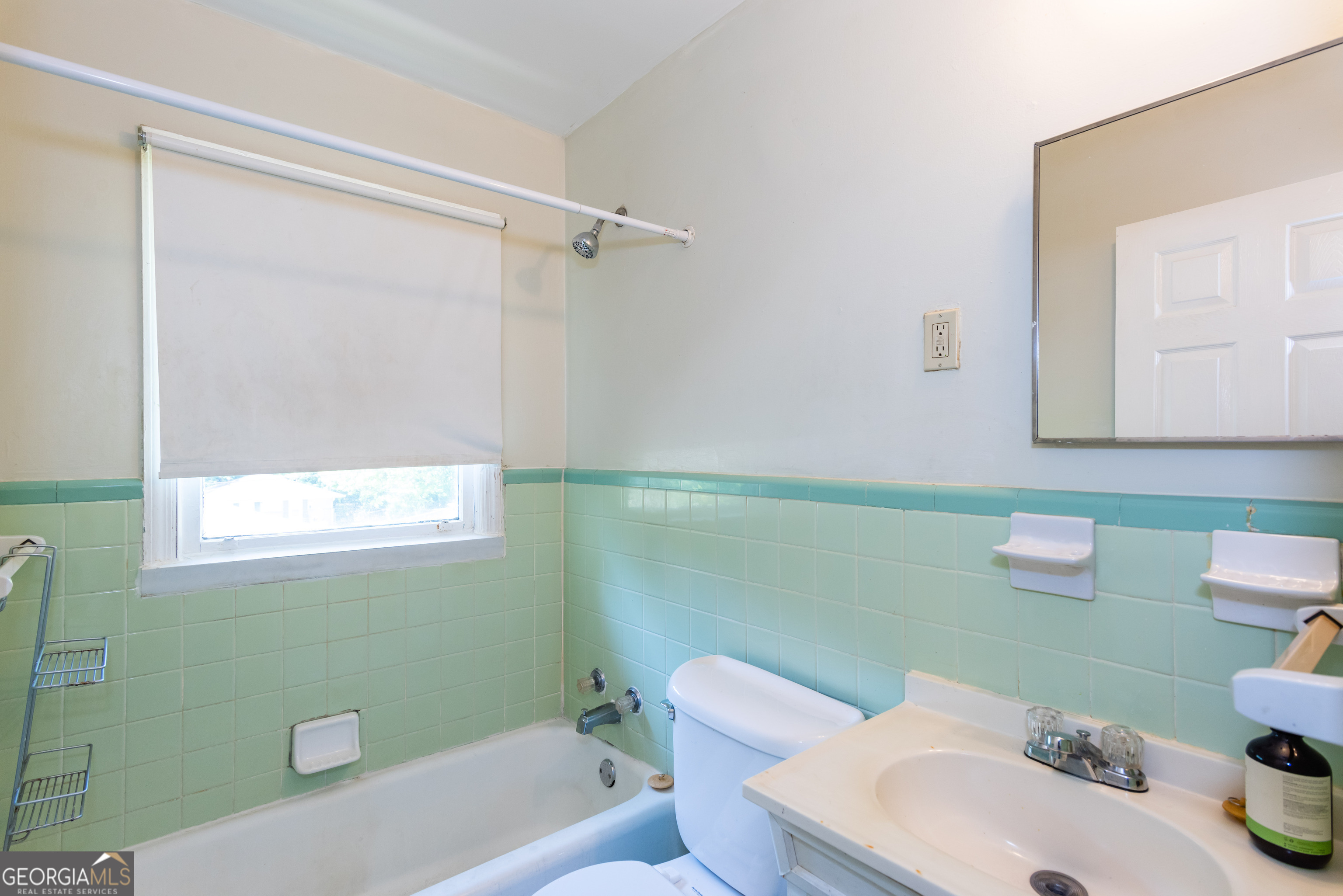 2982 Pearl Street SIDE Unit: LEFT SIDE