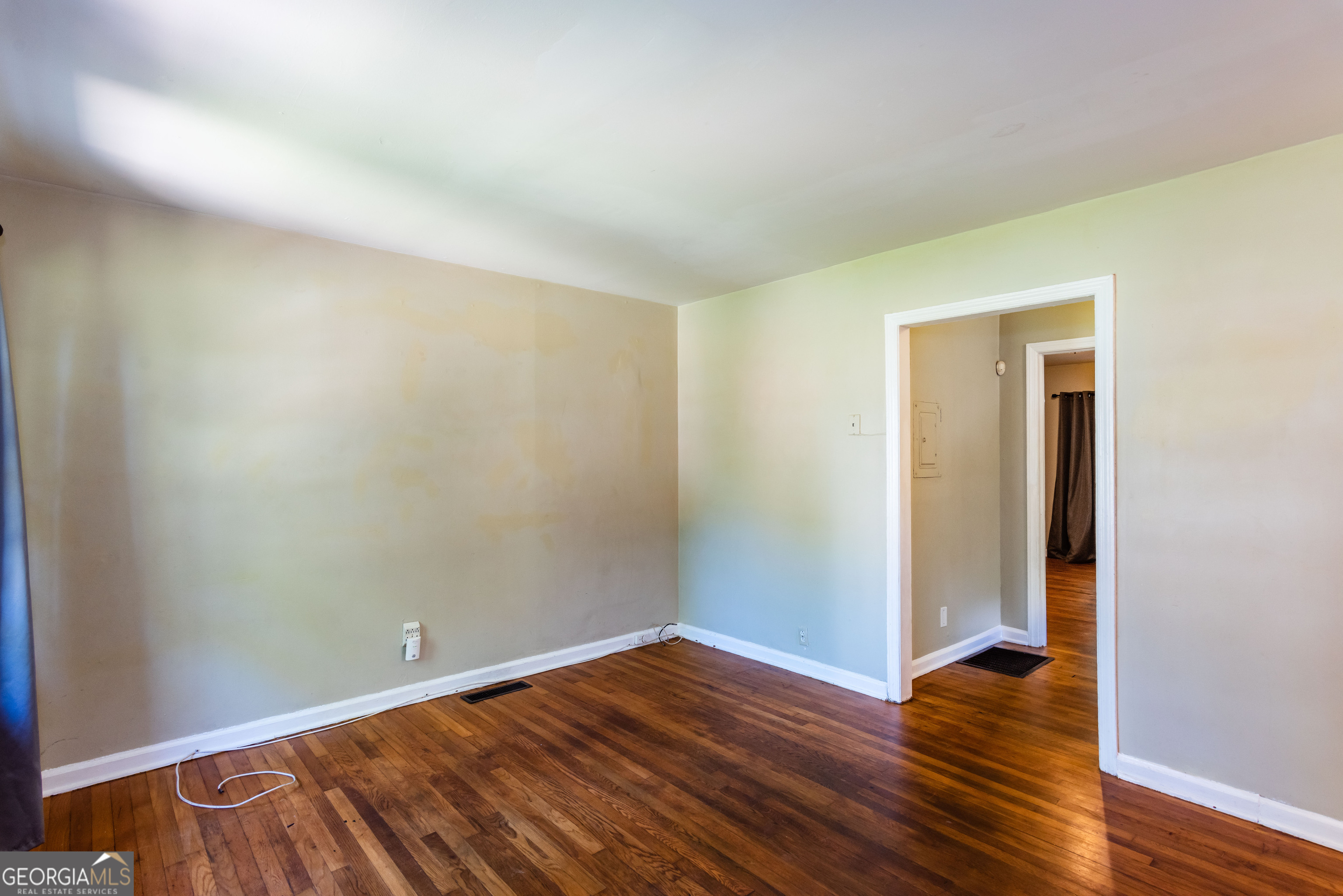 2982 Pearl Street SIDE Unit: LEFT SIDE