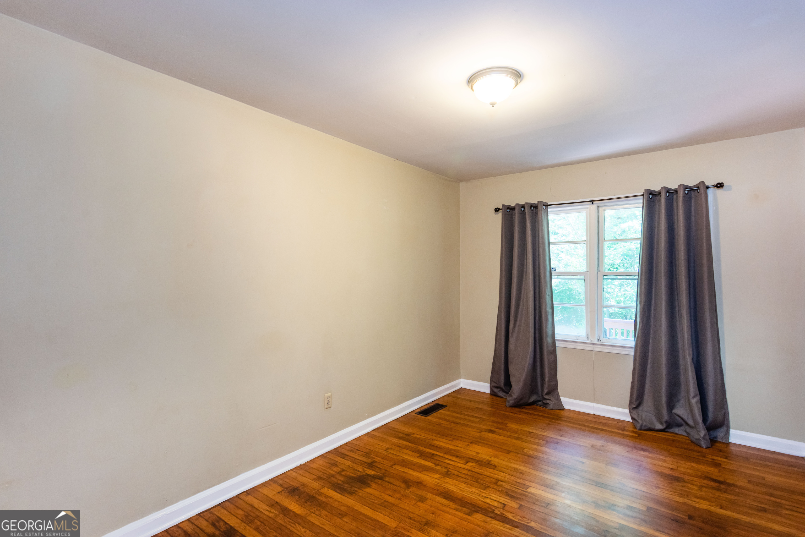 2982 Pearl Street SIDE Unit: LEFT SIDE