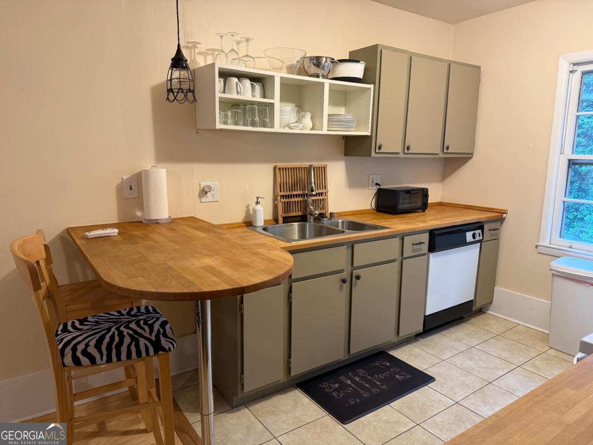 2035 Lyle Avenue # A