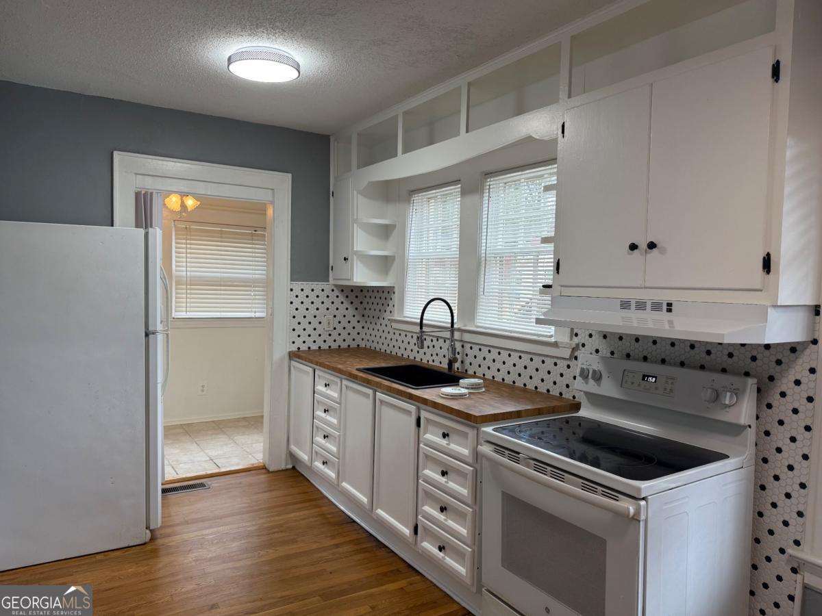 1854 Virginia Avenue # 2