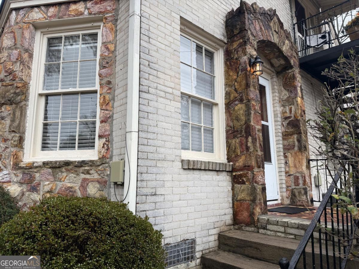 1854 Virginia Avenue # 2