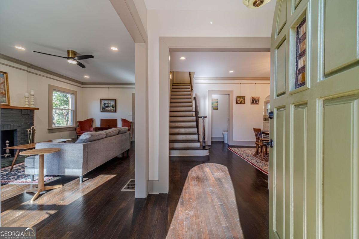 1883 Cambridge Avenue