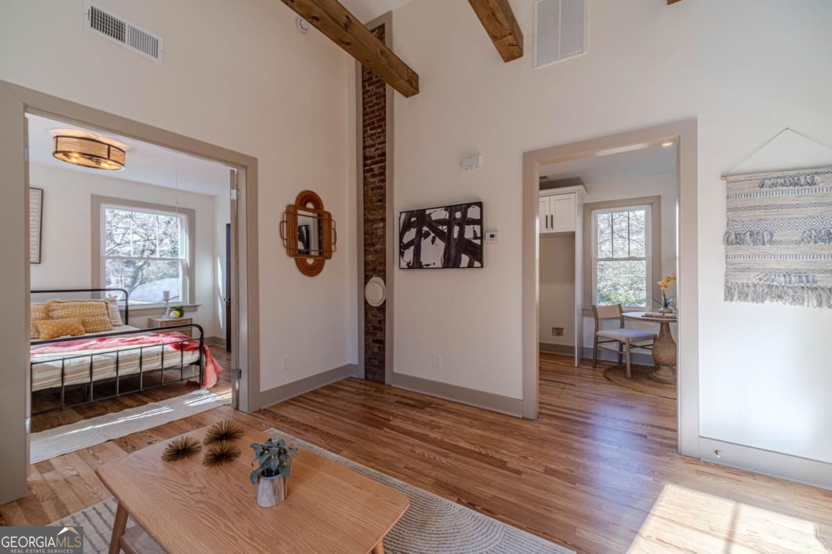 1883 Cambridge Avenue