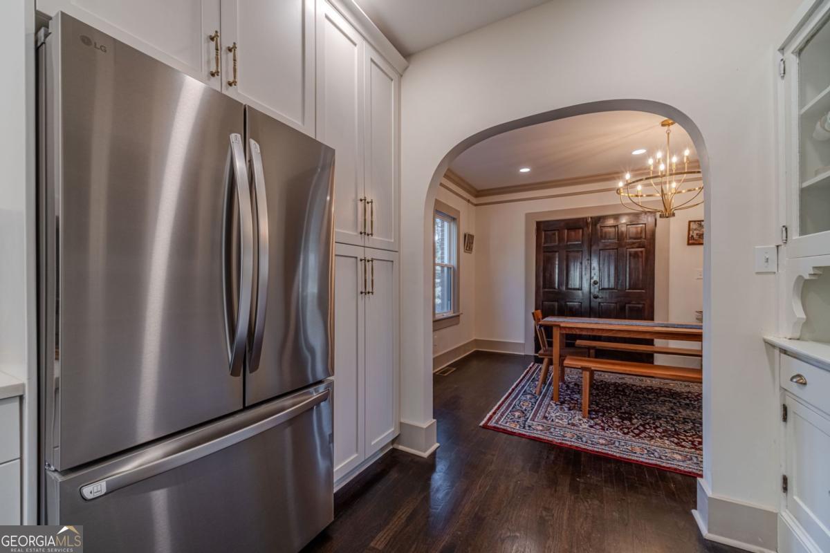 1883 Cambridge Avenue