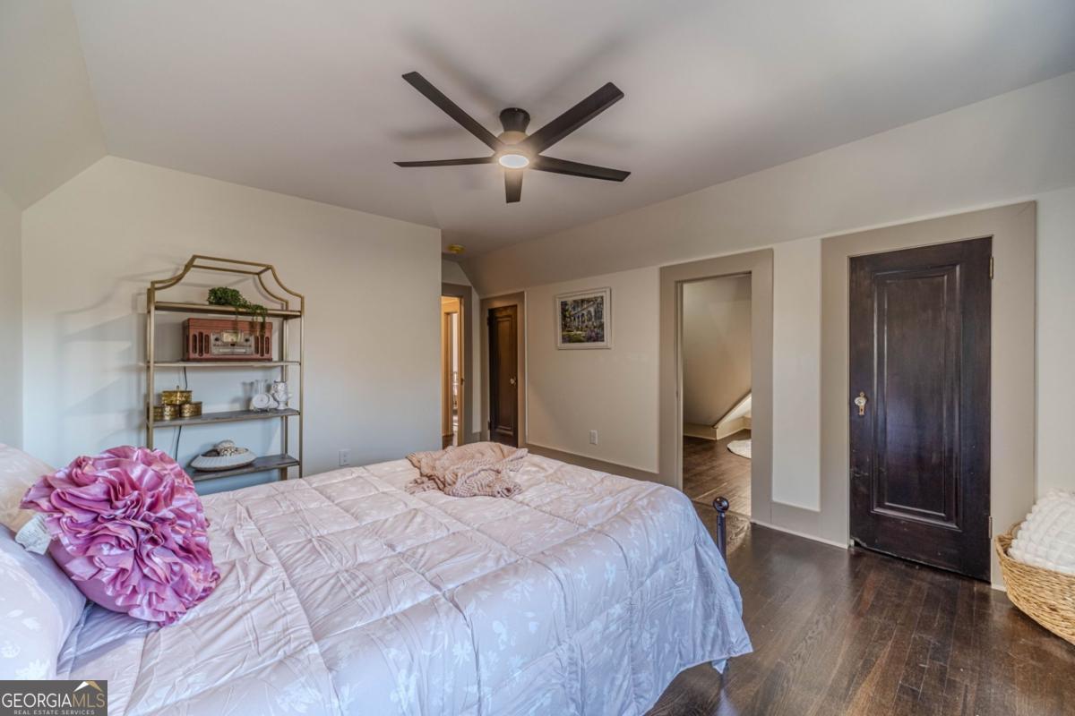 1883 Cambridge Avenue