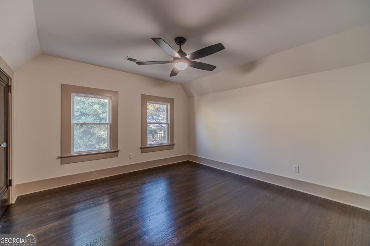 1883 Cambridge Avenue