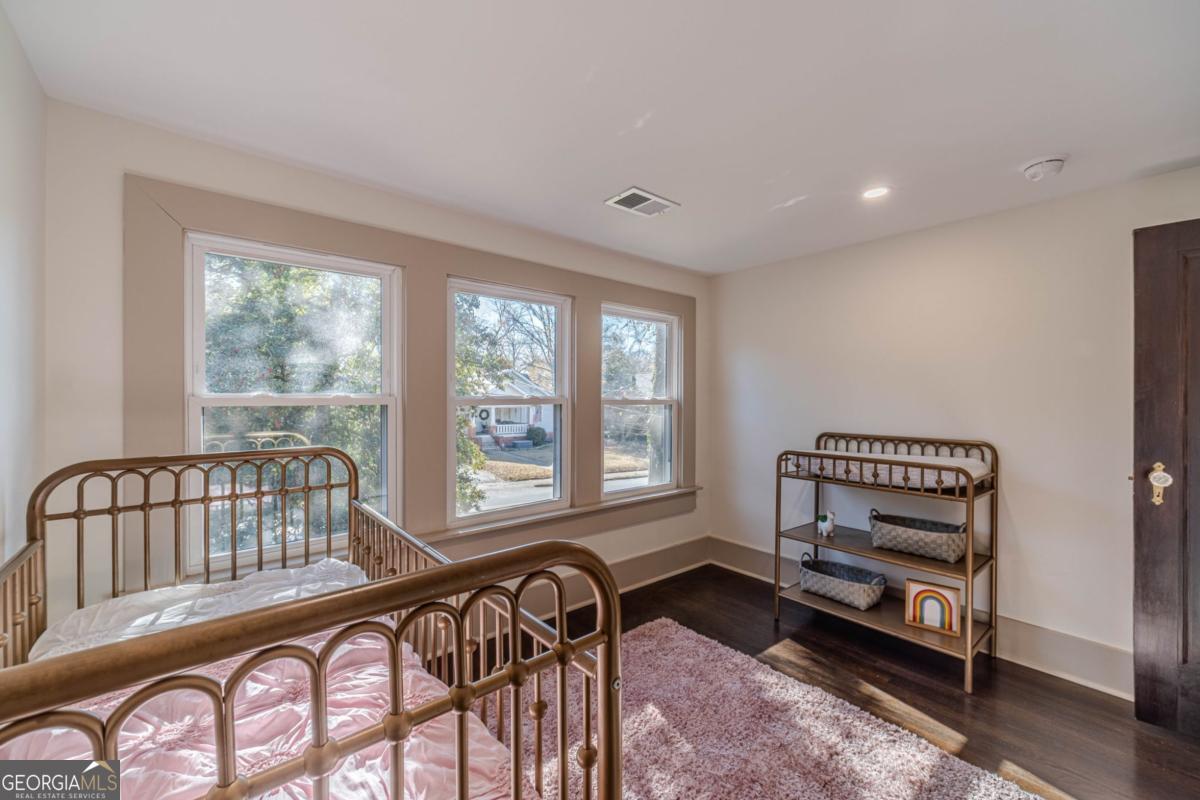 1883 Cambridge Avenue