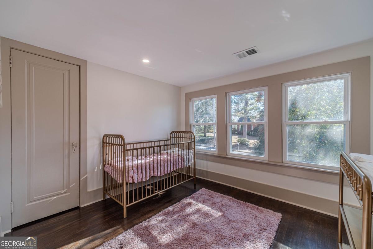 1883 Cambridge Avenue