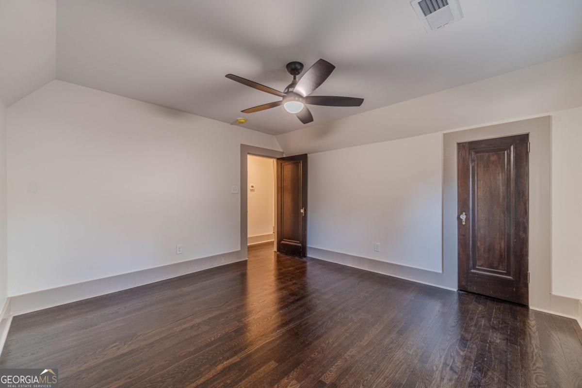 1883 Cambridge Avenue