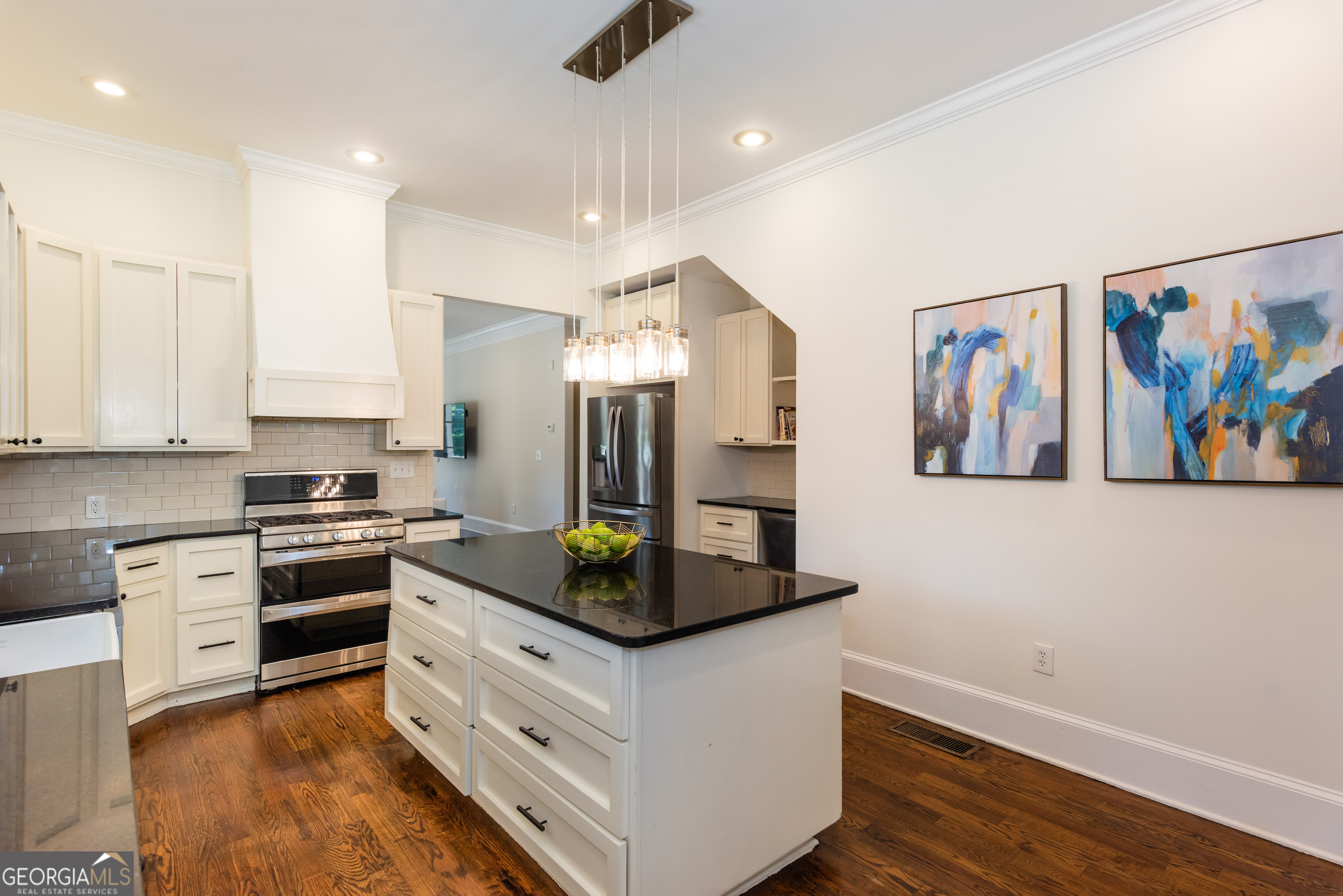 1907 Cambridge Avenue