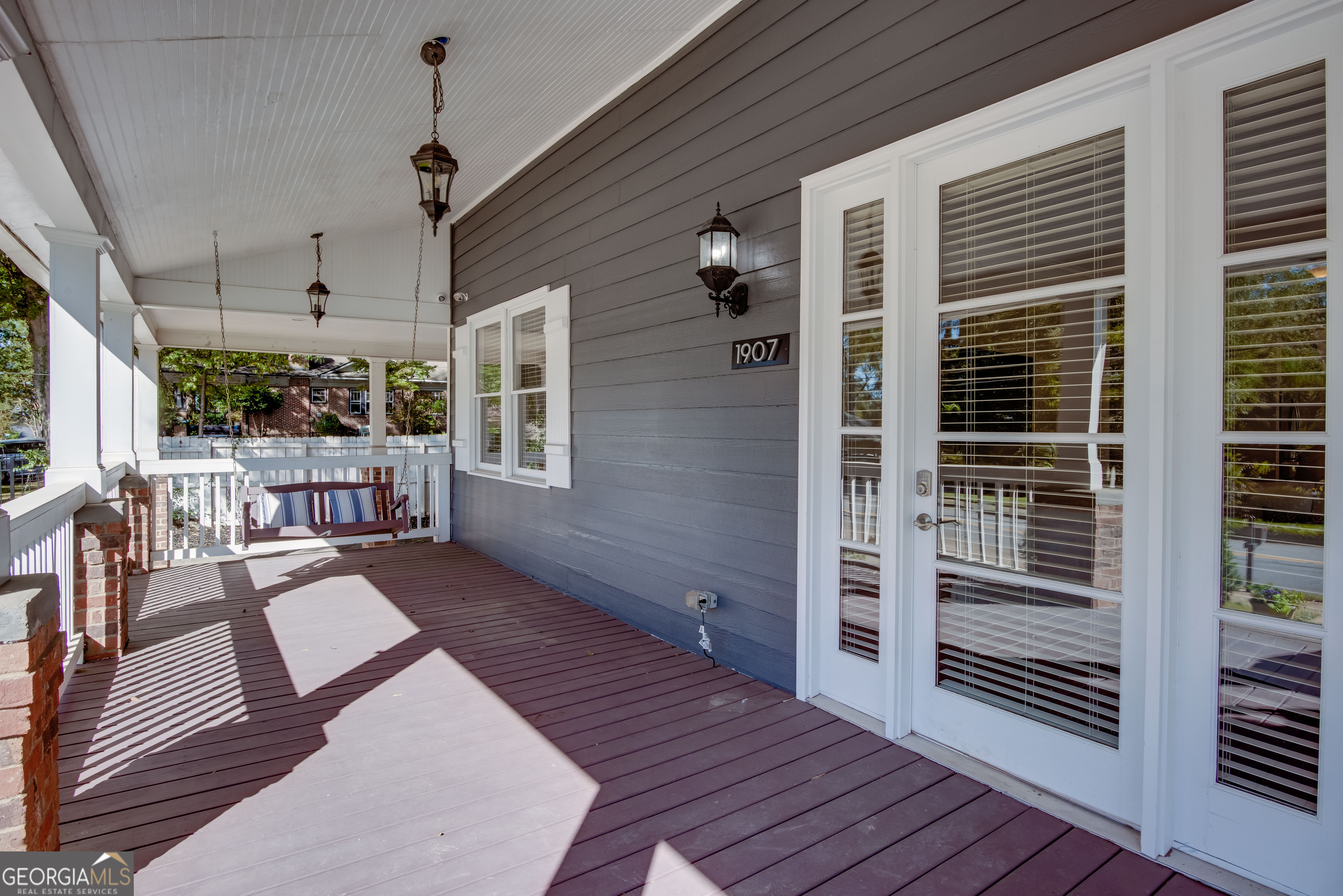 1907 Cambridge Avenue