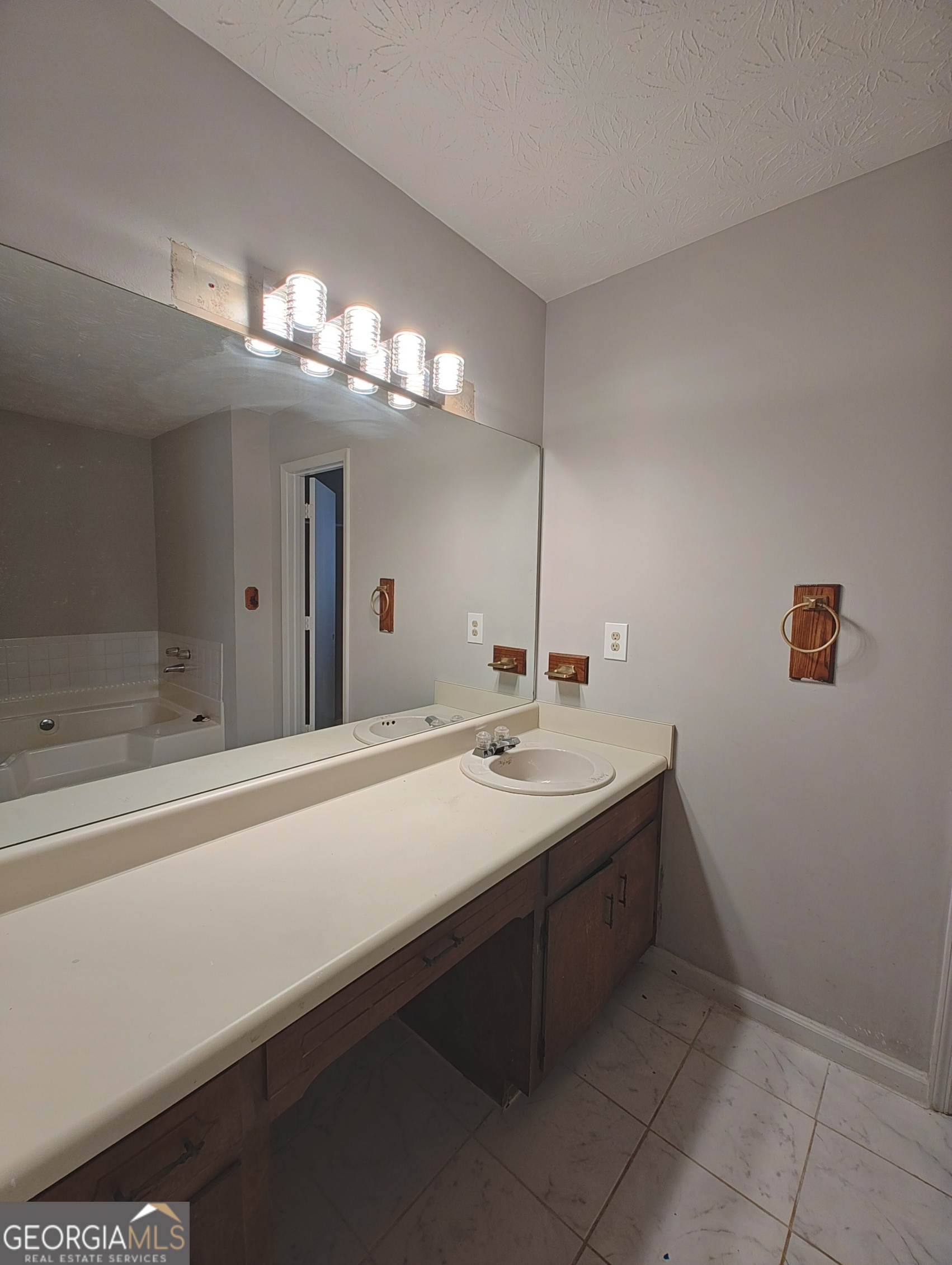 629 Woodsong Lane