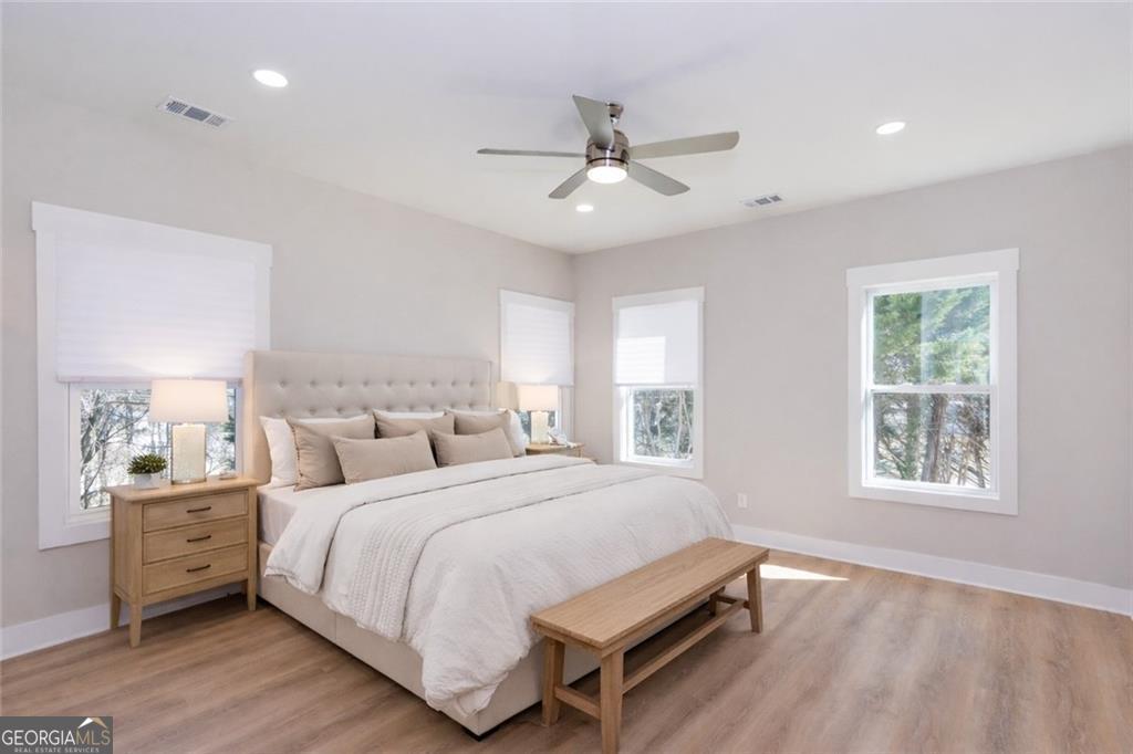 3286 Bachelor Street