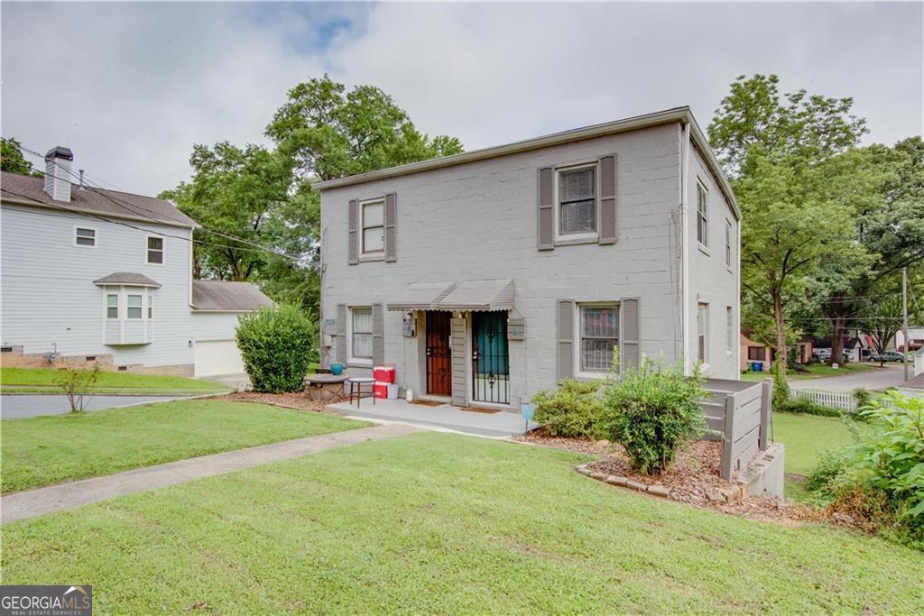 1019 Westmoor Drive NW