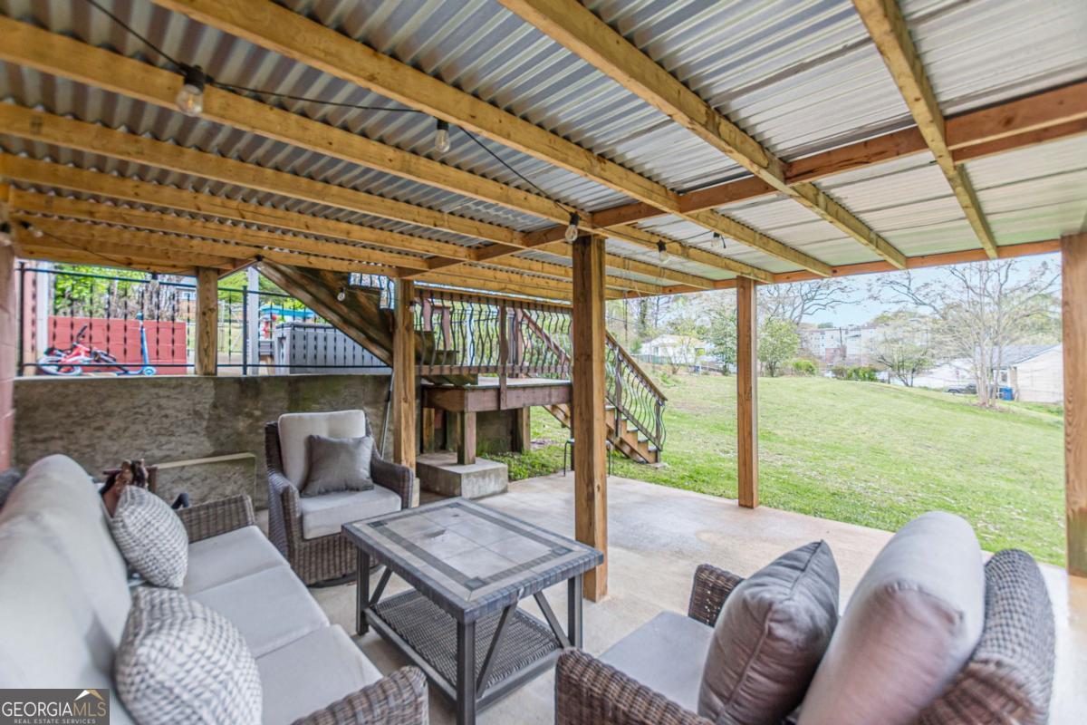 1324 E Forrest Avenue