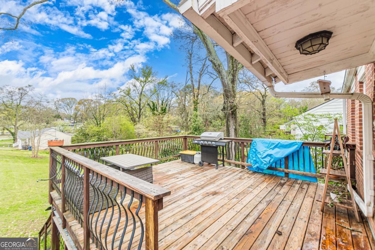 1324 E Forrest Avenue