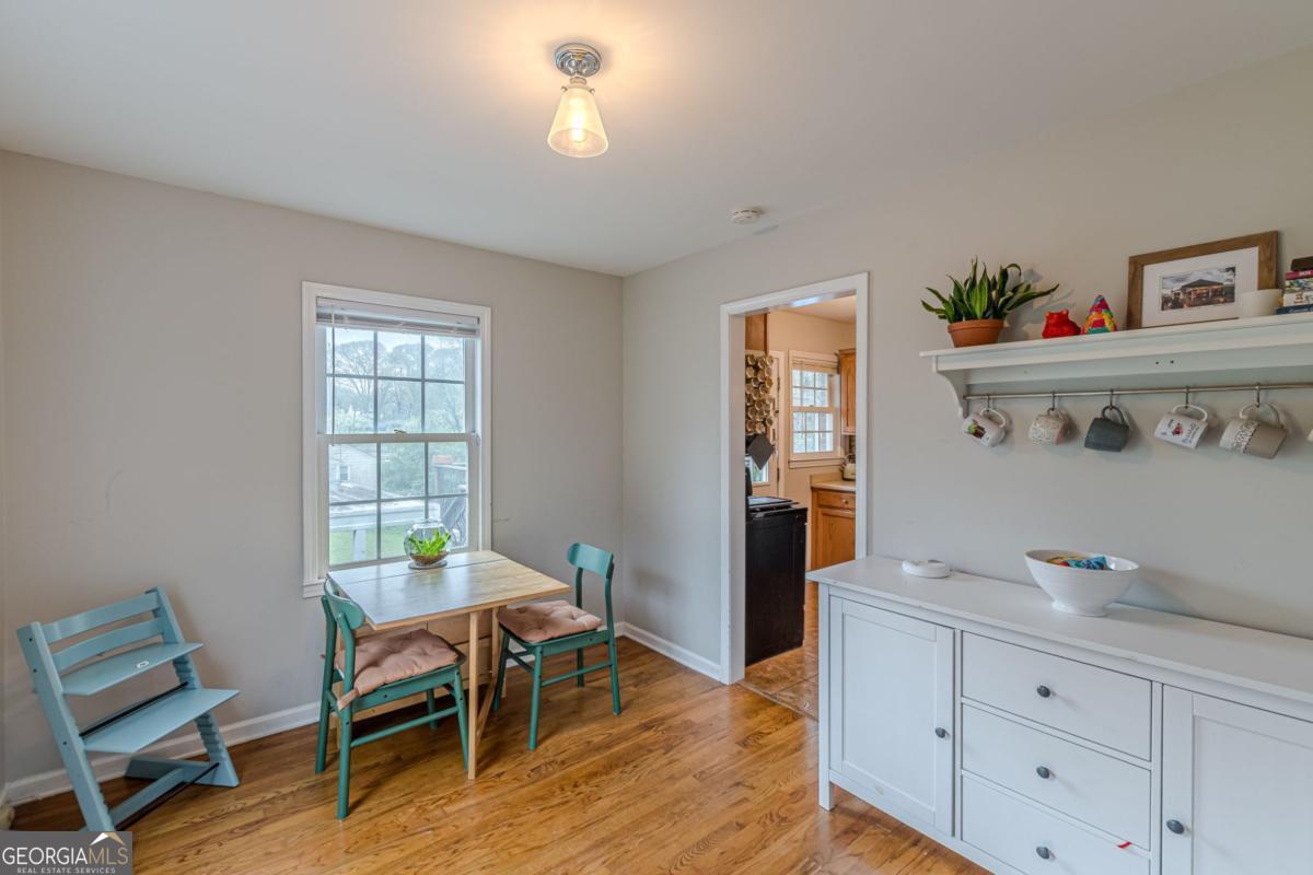 1324 E Forrest Avenue