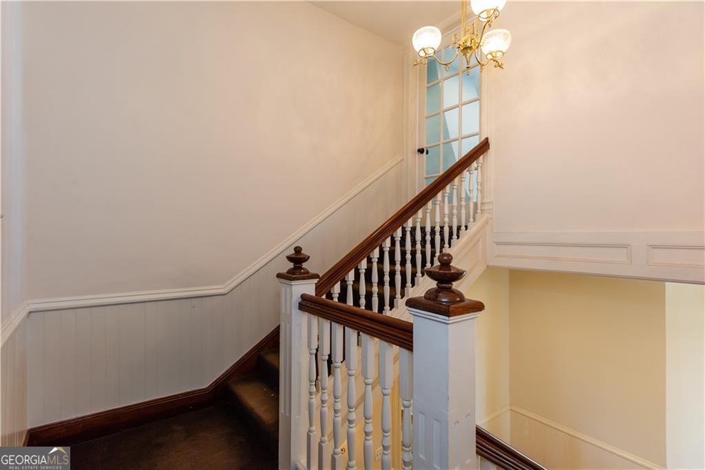 3593 Hemphill Street