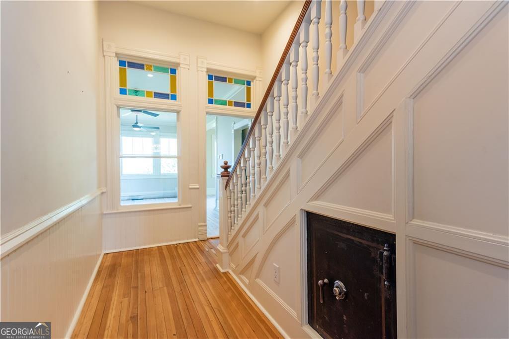 3593 Hemphill Street