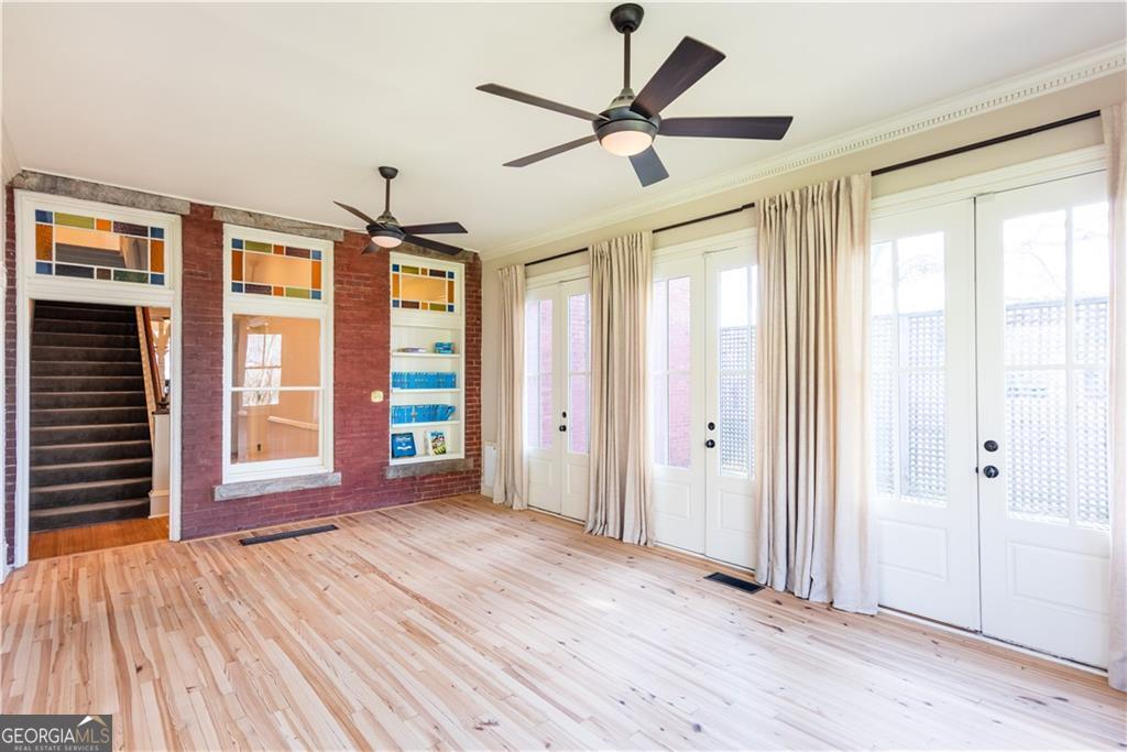 3593 Hemphill Street